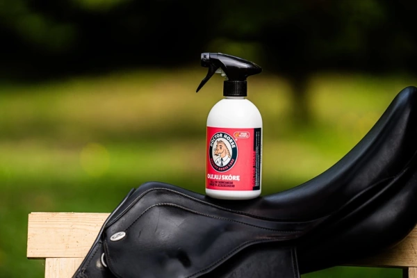 Oil Leather – Sprej na kožu a sedlá 2